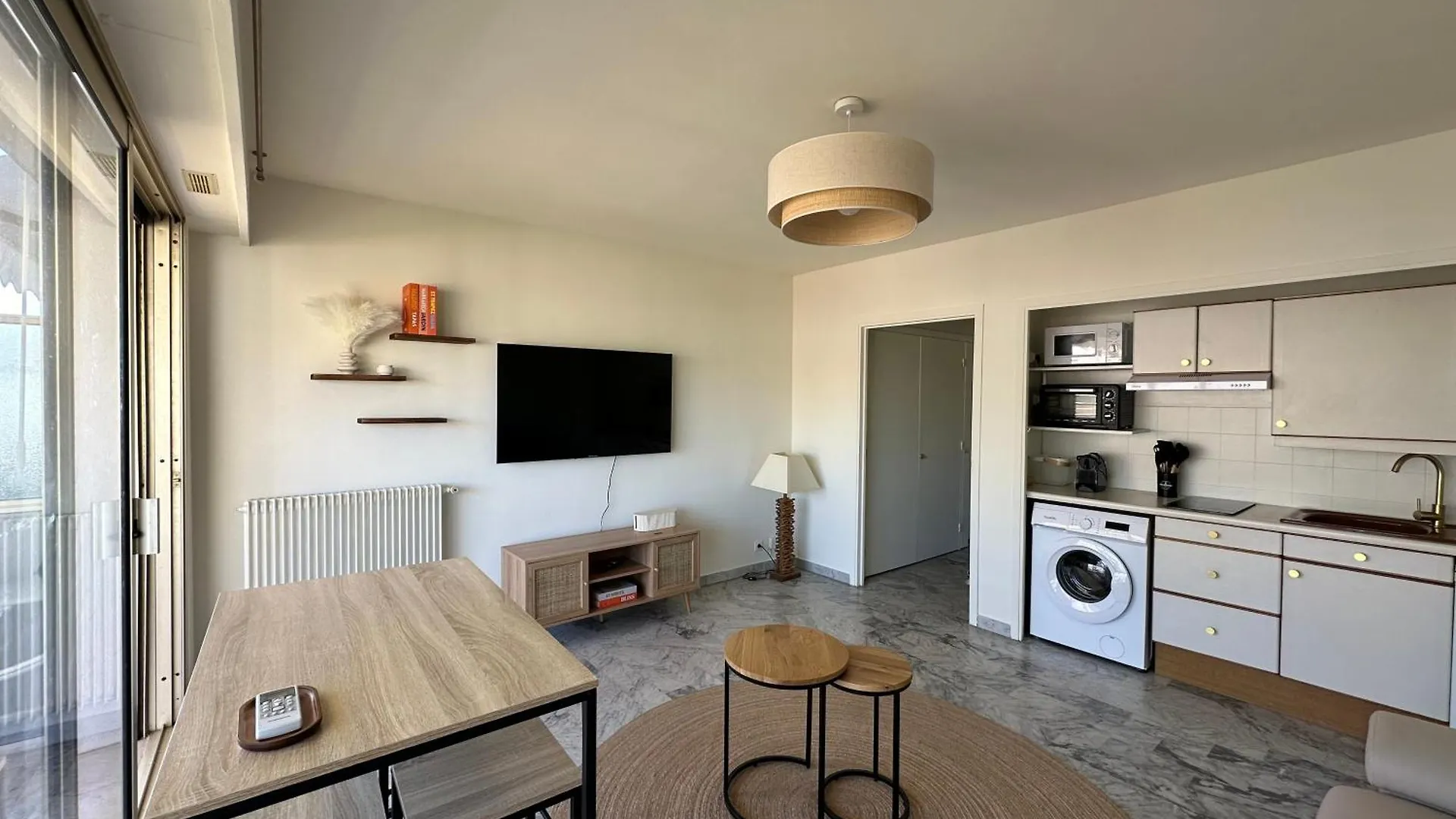 Superbe Studio Plein Centre De Juan Les Pins 500M Des Plages Antibes France